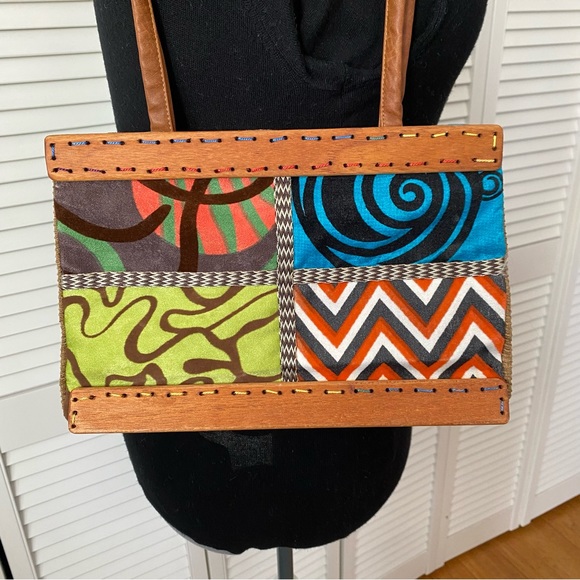 Boho Patchwork fabric and wood bag - Picture 10 of 11